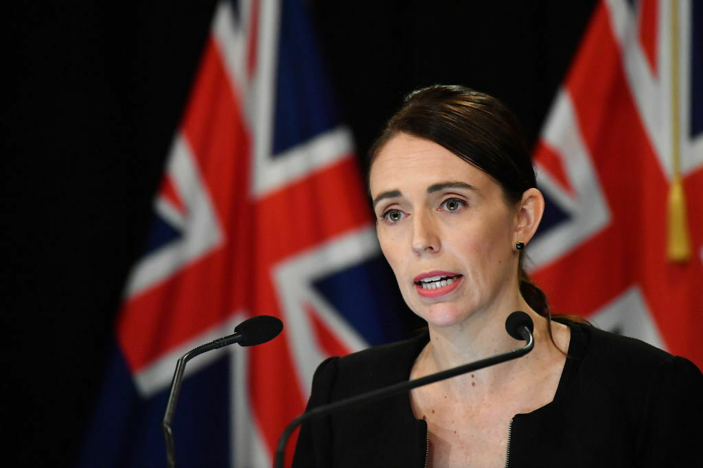 Новозеландската премиерка Джасинда Ардърн защити стратегията си за борба с