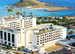Кипър започна да плаща 35% от разходите за хотел на ваксинираните