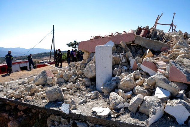 Вторичните земетресения на остров Крит продължават след смъртоносния трус от