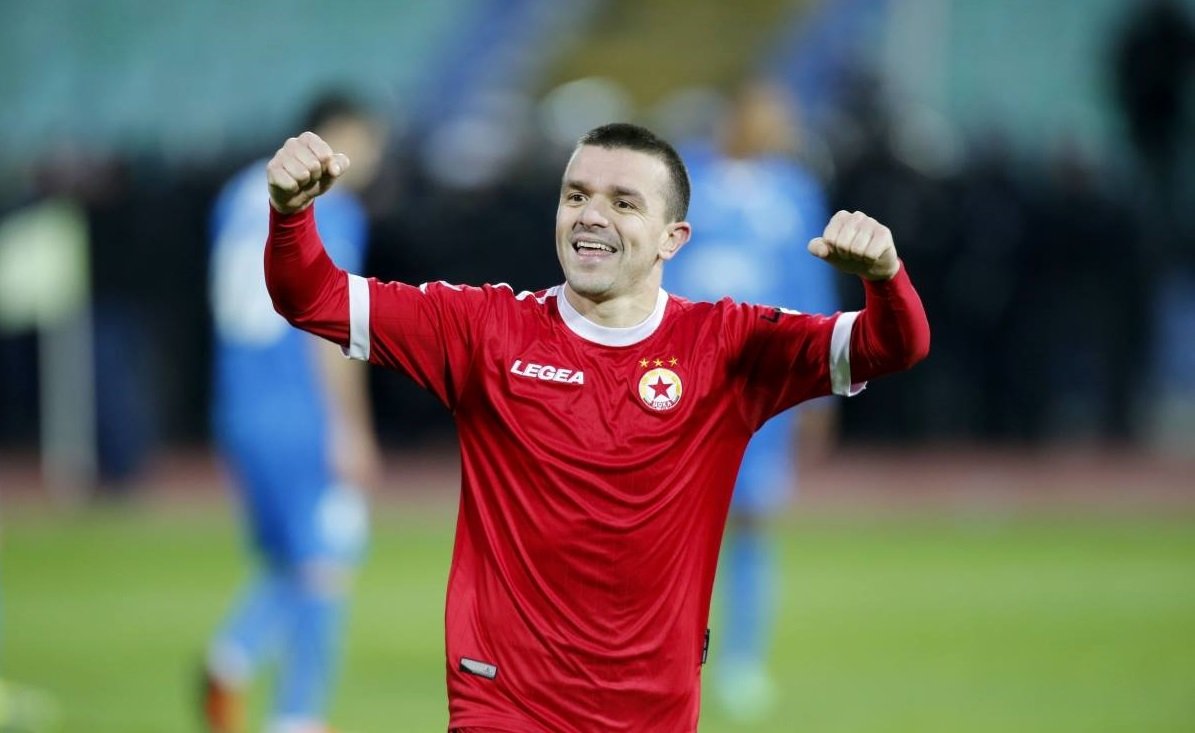Емил Гъргоров е емблематичен футболист за ЦСКА. Шампион е с