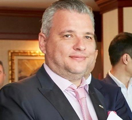 Бившият собственик на ЦСКА и предприемач Ивайло Манджуков е водач