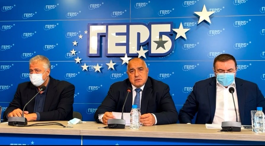 Лидерът на ГЕРБ Бойко Борисов призова политиците да се обединят