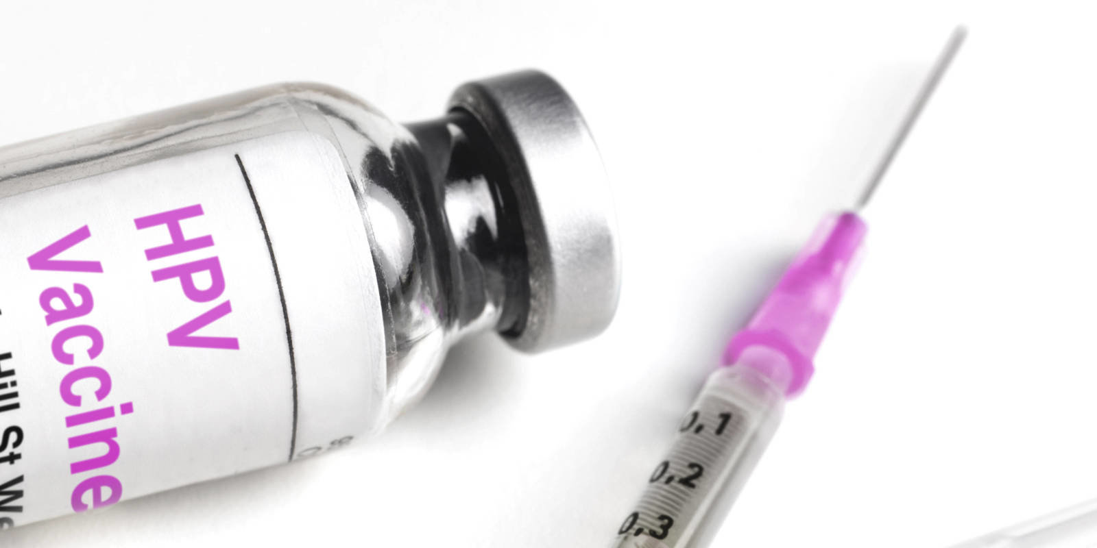 Ваксина срещу човешкия папиломавирус намалява случаите на рак на маточната