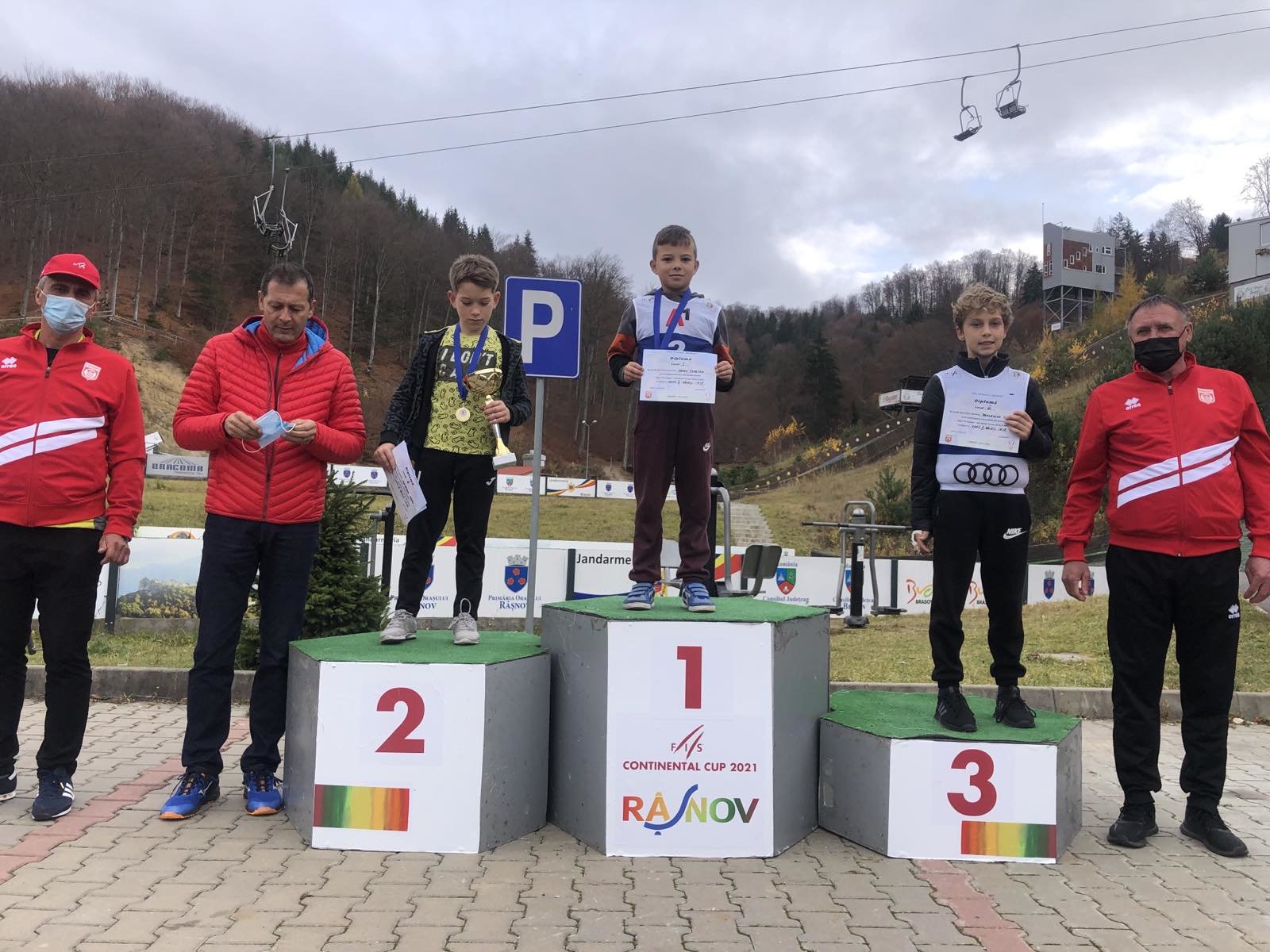 Ръжнов Рум бе домакин на двустранния турнир по ски скок