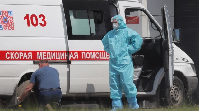 Русия съобщи днес за рекордните 1241 смъртни случая от коронавирус