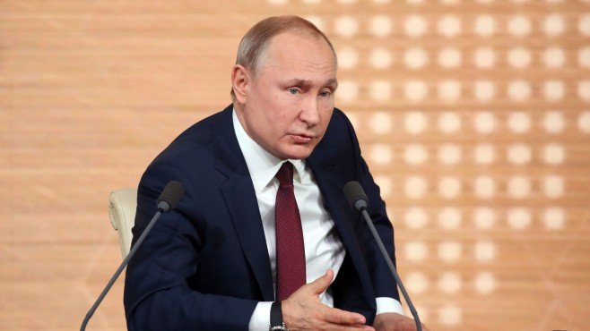 Руският президент Владимир Путин предупреди, че непредвидените военни учения на