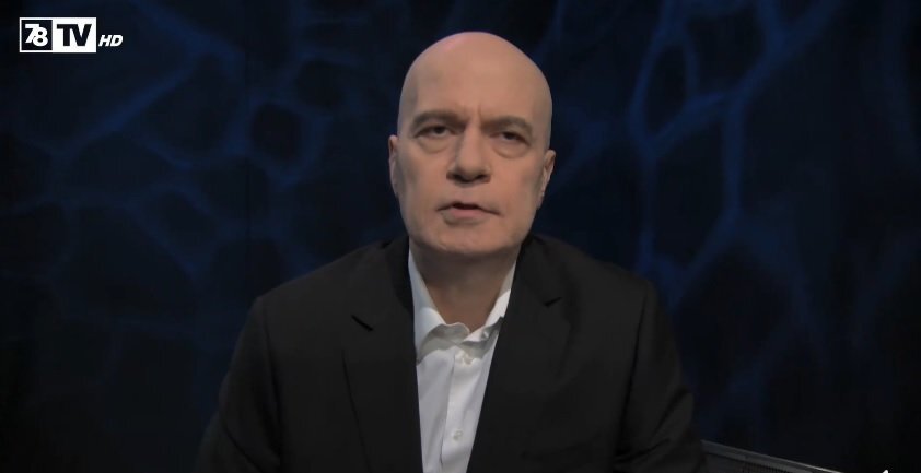 Слави Трифонов и Ивайло Вълчев от Има такъв народ направиха