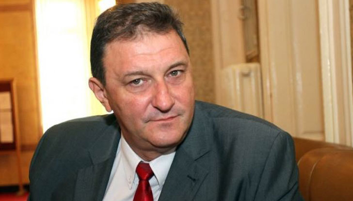 Подадената оставка на лидера на БСП Корнелия Нинова по никакъв