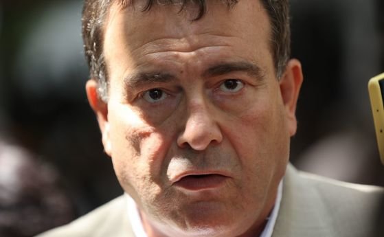 Уволненият зам министър на здравеопазването Димитър Петров не знае причината