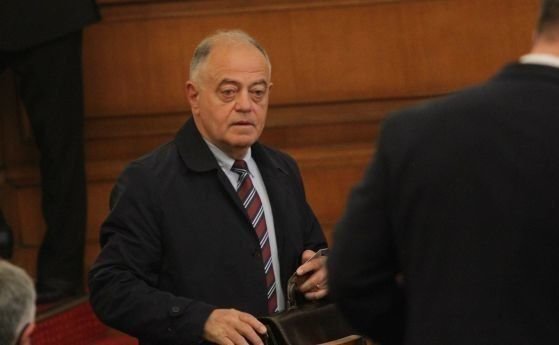 Ген Атанас Атанасов получи мандат от ДСБ за воденето на