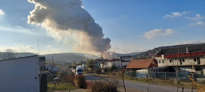 Няколко силни експлозии отекнаха днес към 15:15 часа българско време