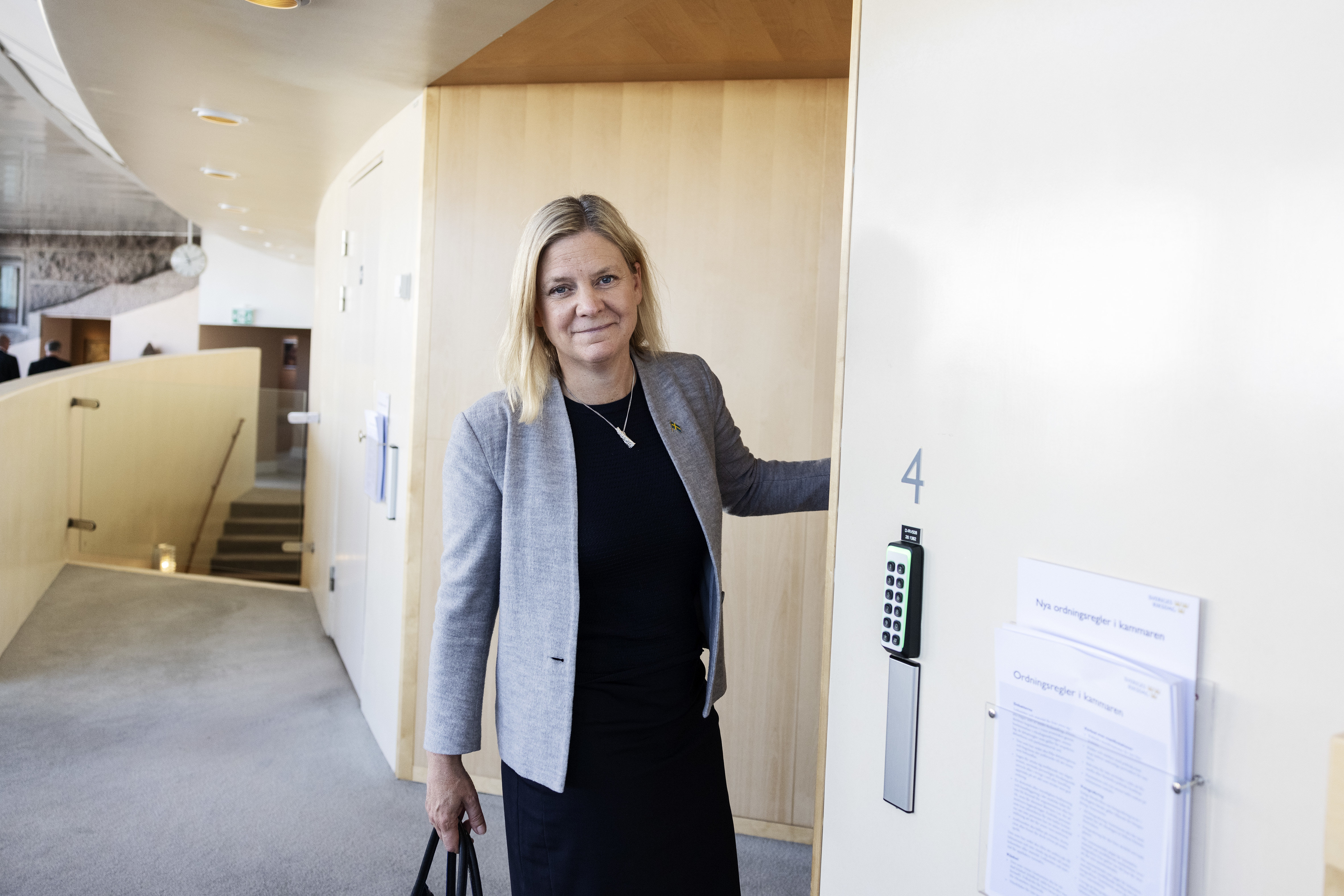 Първата жена премиер на Швеция подаде оставка часове след избирането ù