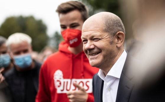 Бъдещият канцлер на Германия Олаф Шолц подкрепя въвеждането на задължителна