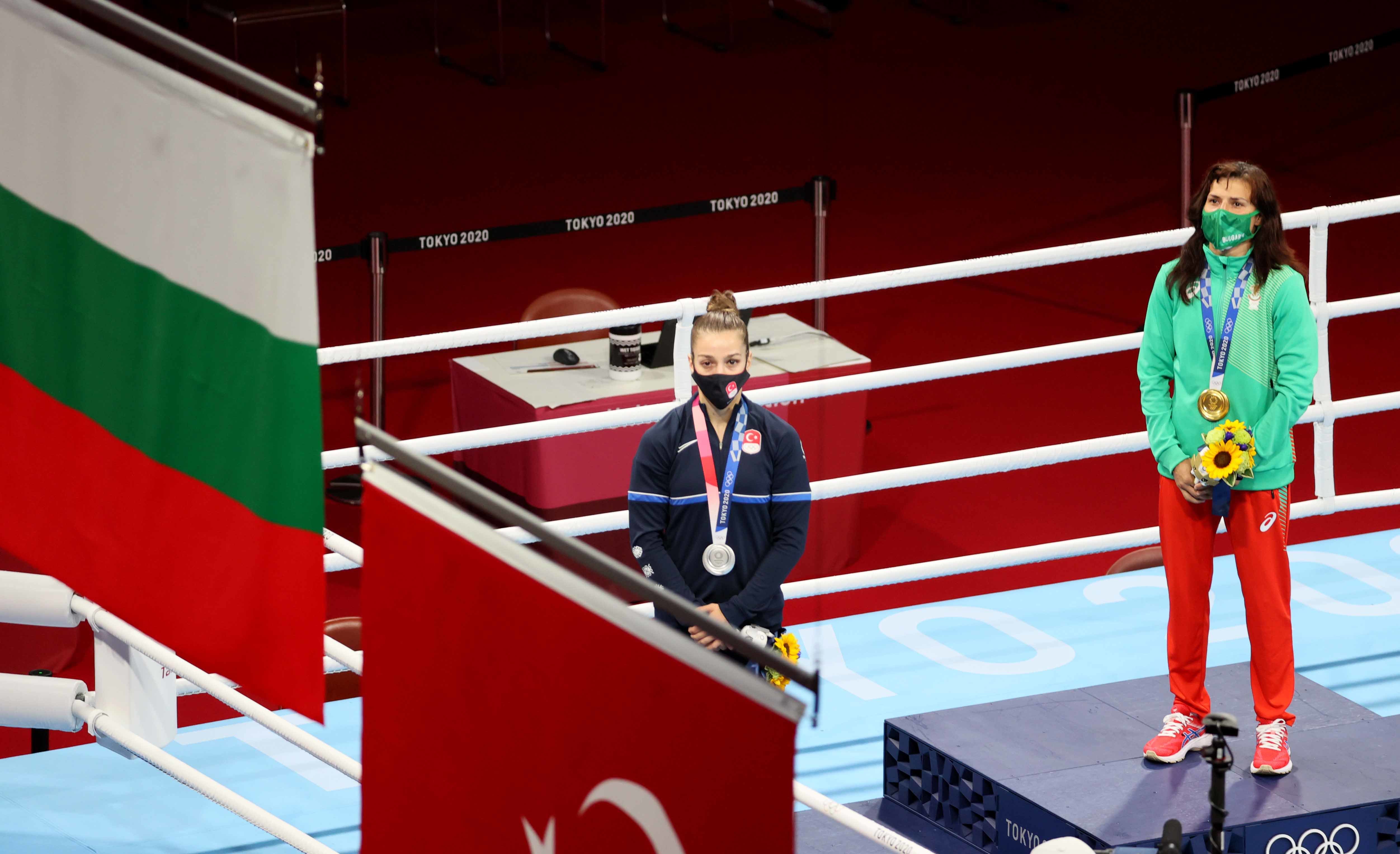 Първата олимпийска шампионка за България в женския бокс Стойка Кръстева
