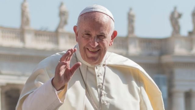 Папа Франциск който е на визита в Гърция от вчера