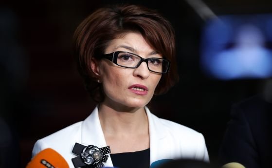 Народното събрание трябва да задължи здравния министър Стойчо Кацаров или да
