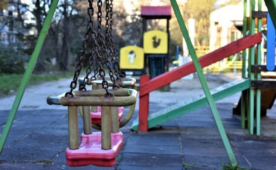 Детските ясли и градини няма да станат безплатни от януари