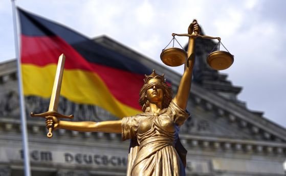 Германия ще изгони двама руски дипломати след като германски съд прие