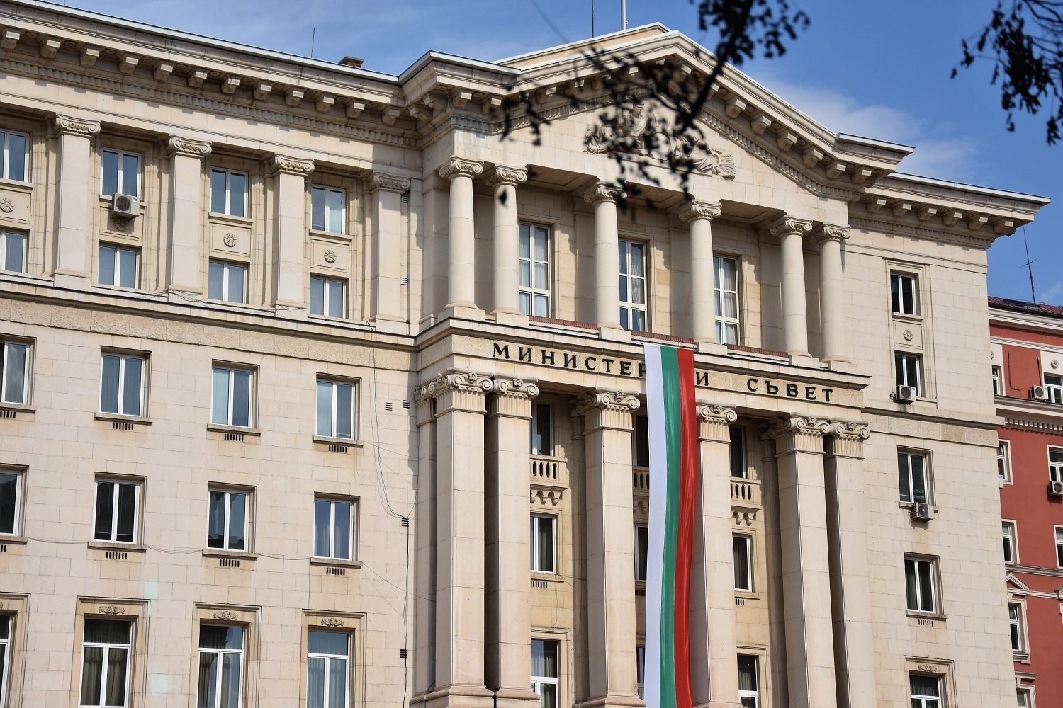 Министър председателят Кирил Петков ще има 17 съветници става ясно от