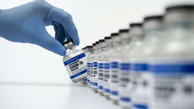 Ваксината на Новавакс получи одобрение от Европейския лекарствен регулатор  съобщиха световните