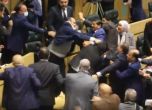Масов бой в парламента на Йордания заради казуса с равенството между половете