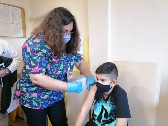В четири центъра в София се поставят ваксини на „Пфайзер“