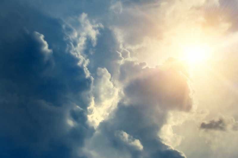 Облачността над страната ще е променлива намаляваща над много райони