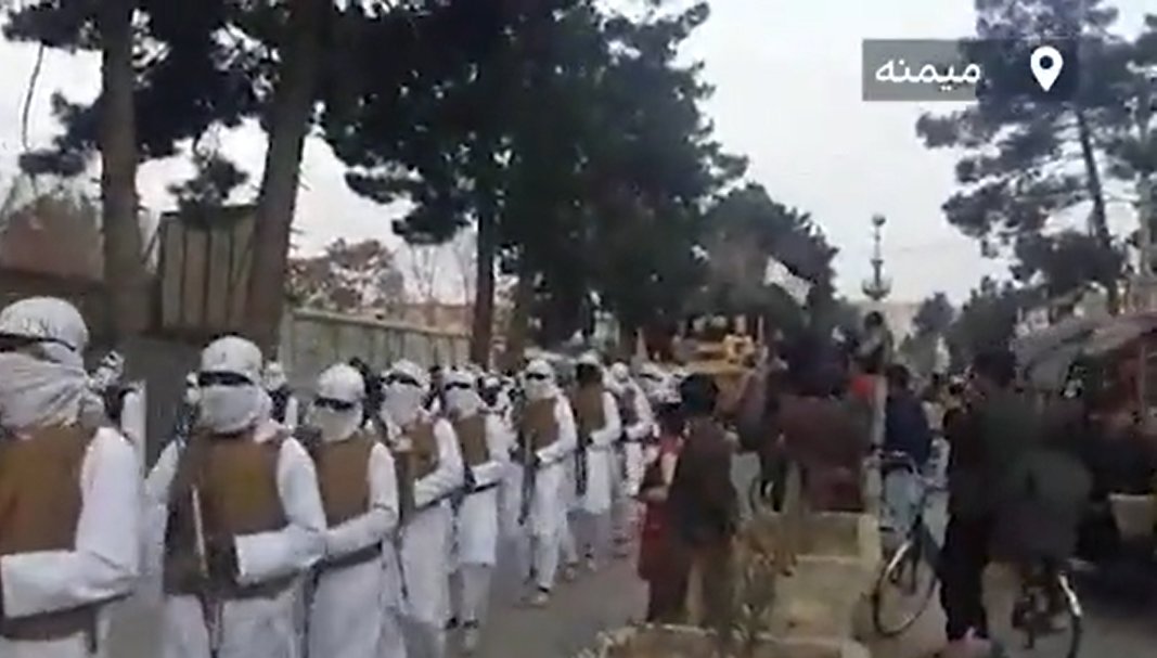 През почивните дни талибаните си организираха военен парад, предаде АФП.