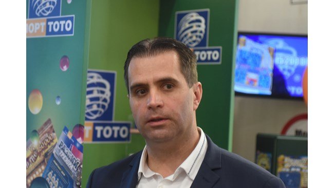 Изпълнителният директор на Българския спортен тотализатор Любомир Петров няма намерение