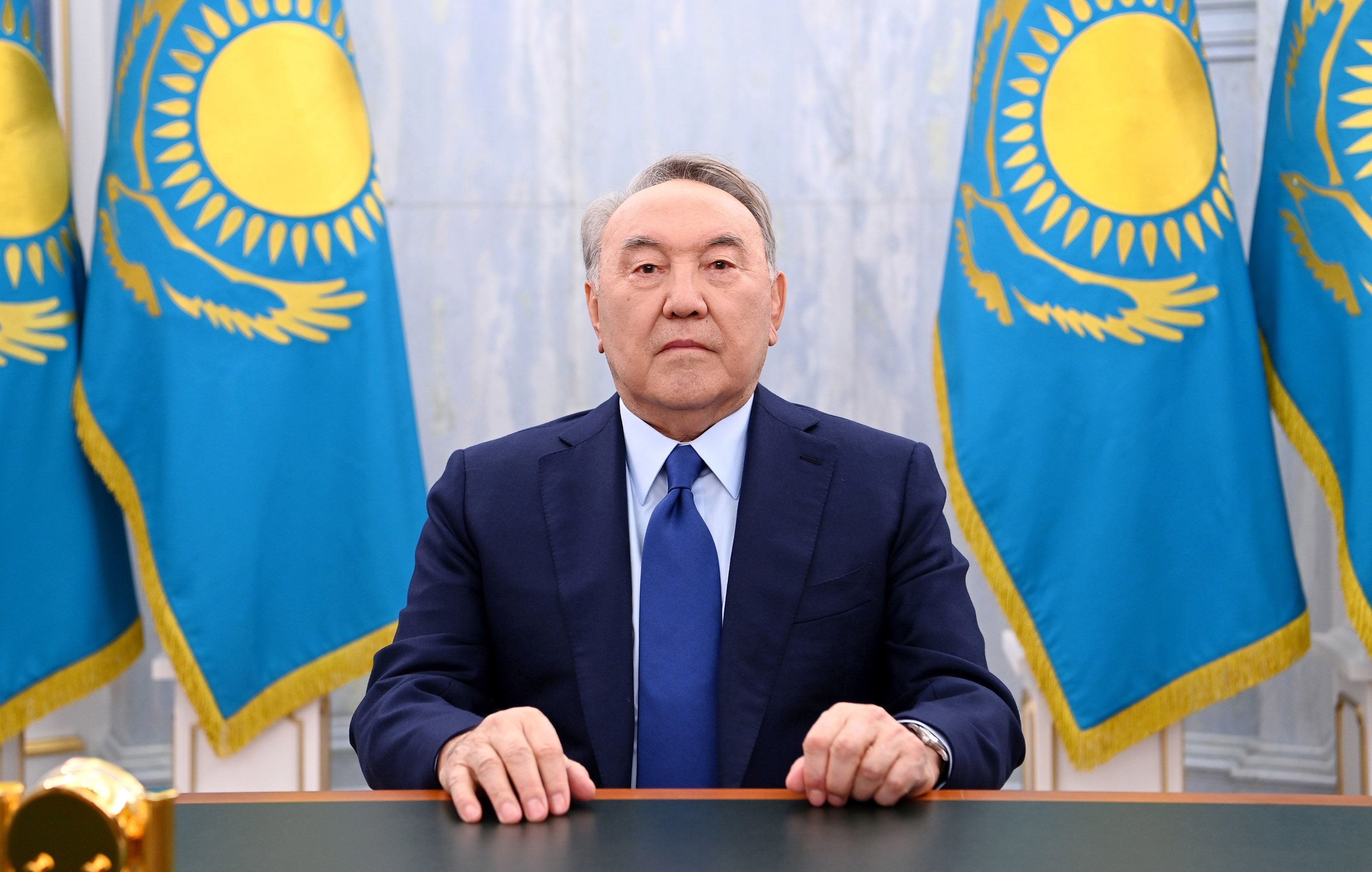 Бившият президент на Казахстан Нурсултан Назарбаев се появи за първи