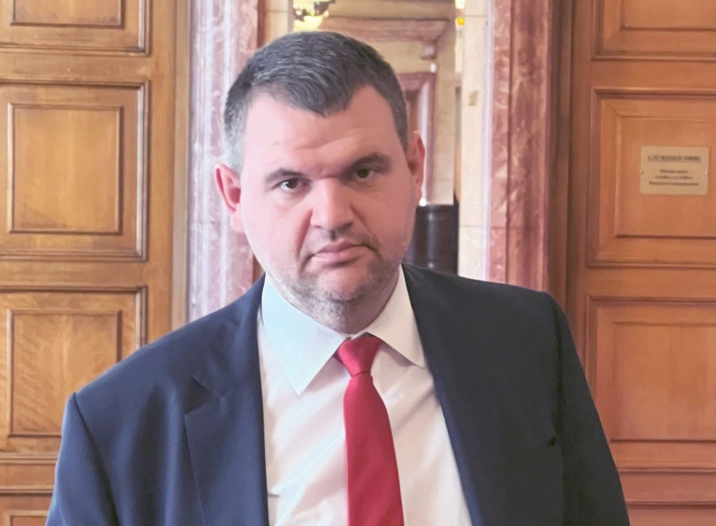 Народният представител Делян Пеевски отново проговори и отново през пресцентъра