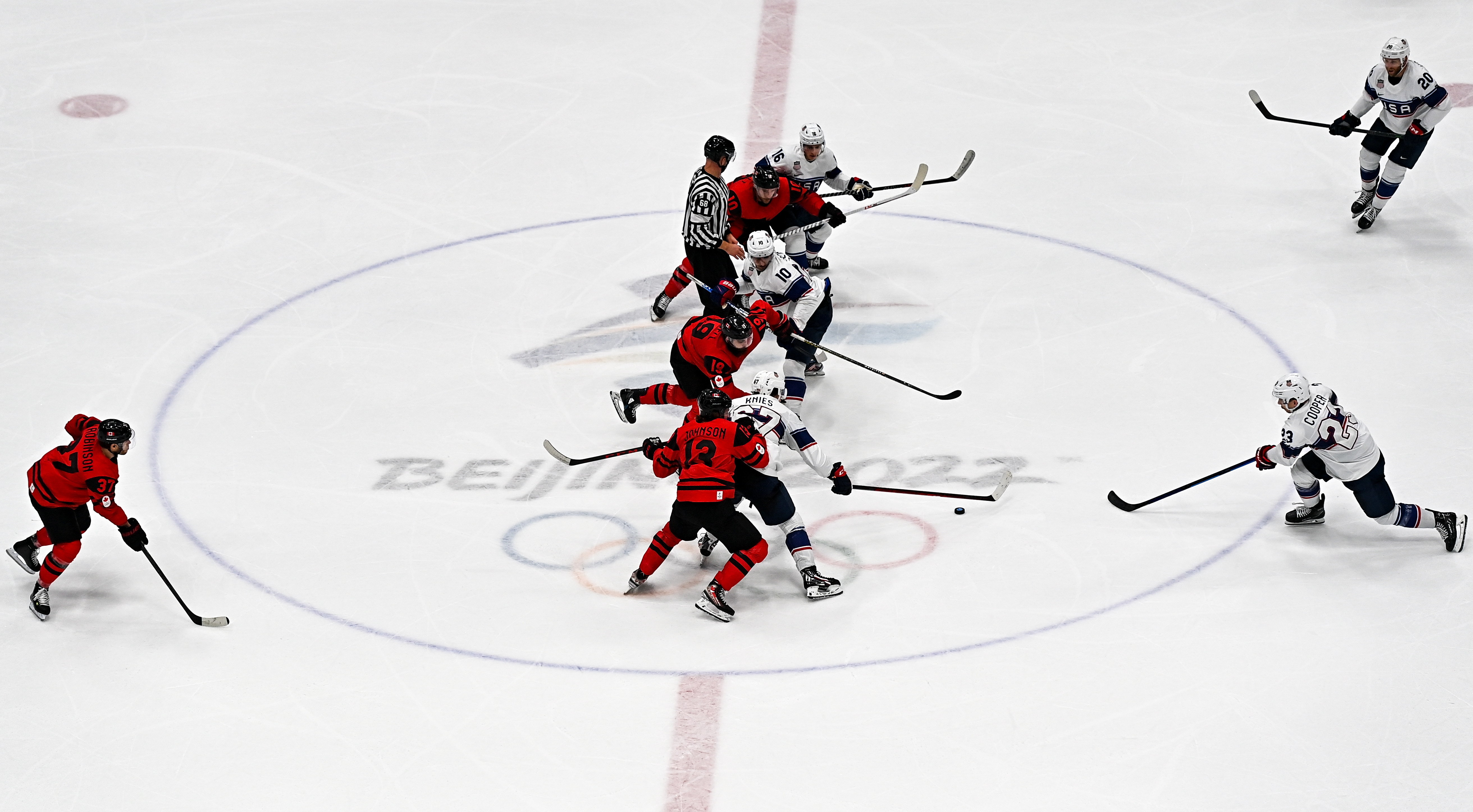 САЩ победи с 4 2 Канада в дербито на мъжкия хокеен