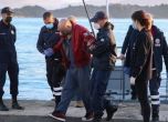 Продължава издирването на 12 души от ферибота край Корфу