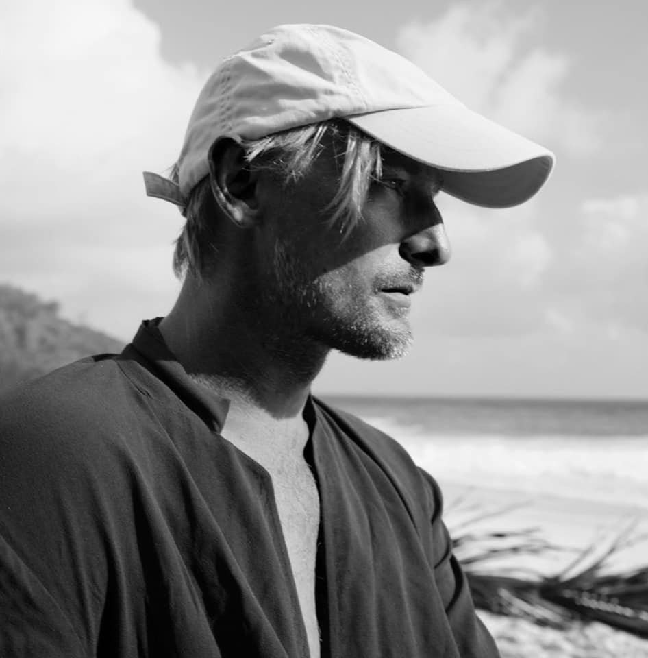 Вашата страна убива моята Разкажете какво се случва в Украйна