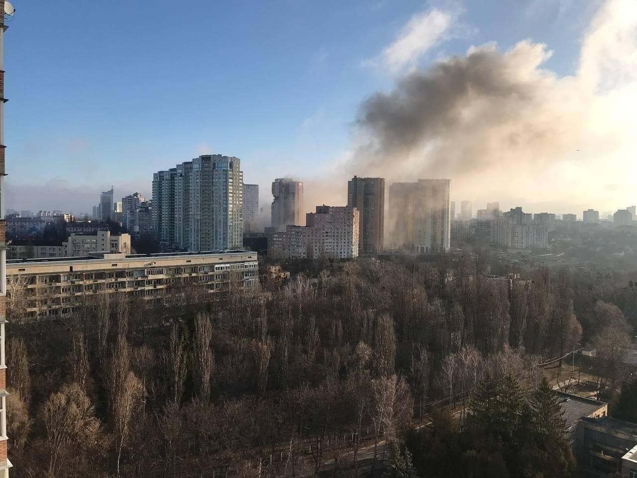 Кой удари жилищният блок в Киев Заблудена руска ракета или