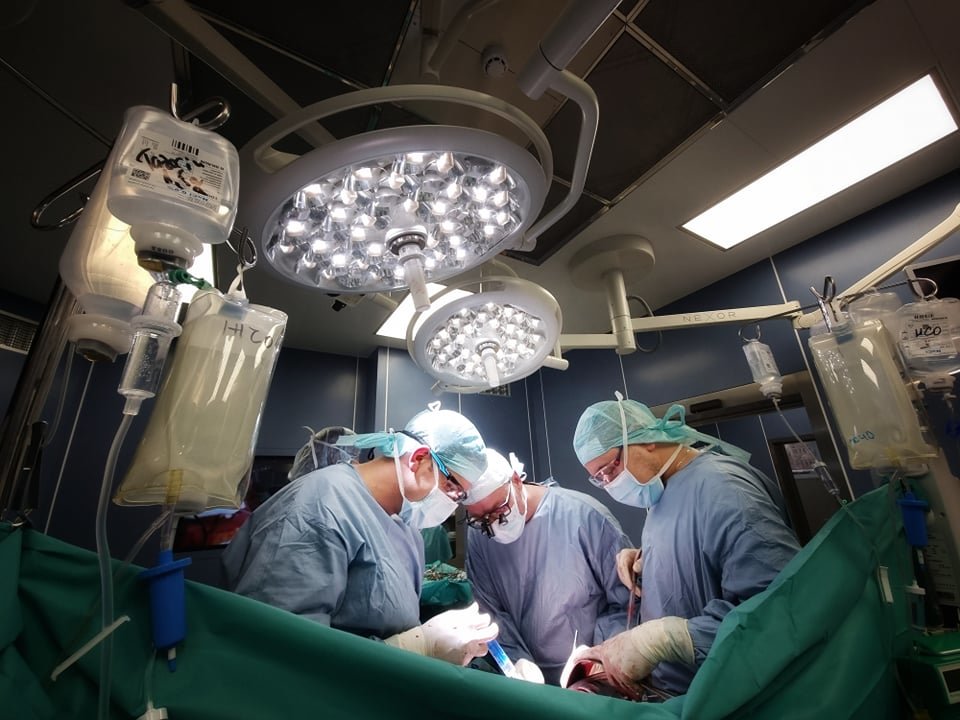 Специалисти от Военномедицинска академия ВМА извършиха поредна чернодробна трансплантация Реципиентът