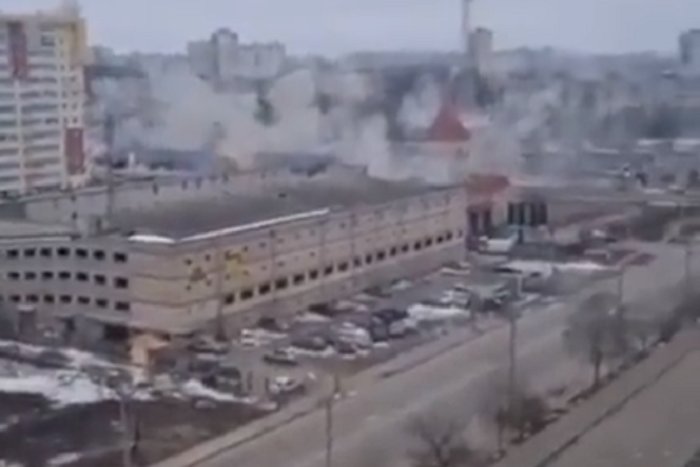Мощен взрив разтърси центъра на Харков руските военни изстреляха ракети