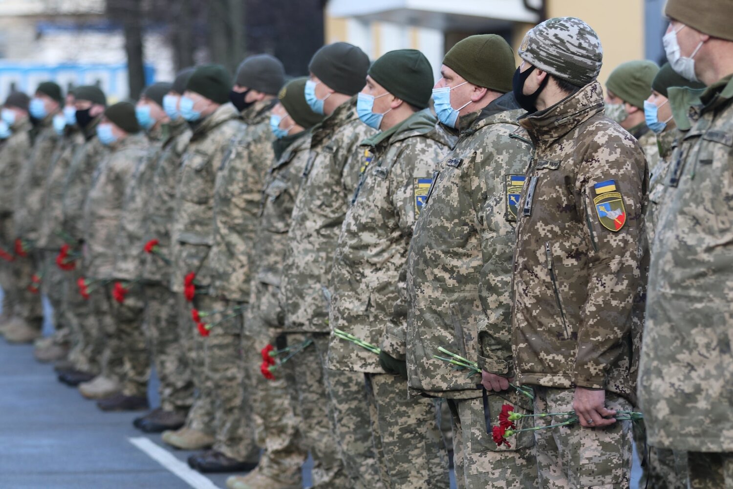 Над 80 хиляди души са се върнали в Украйна за