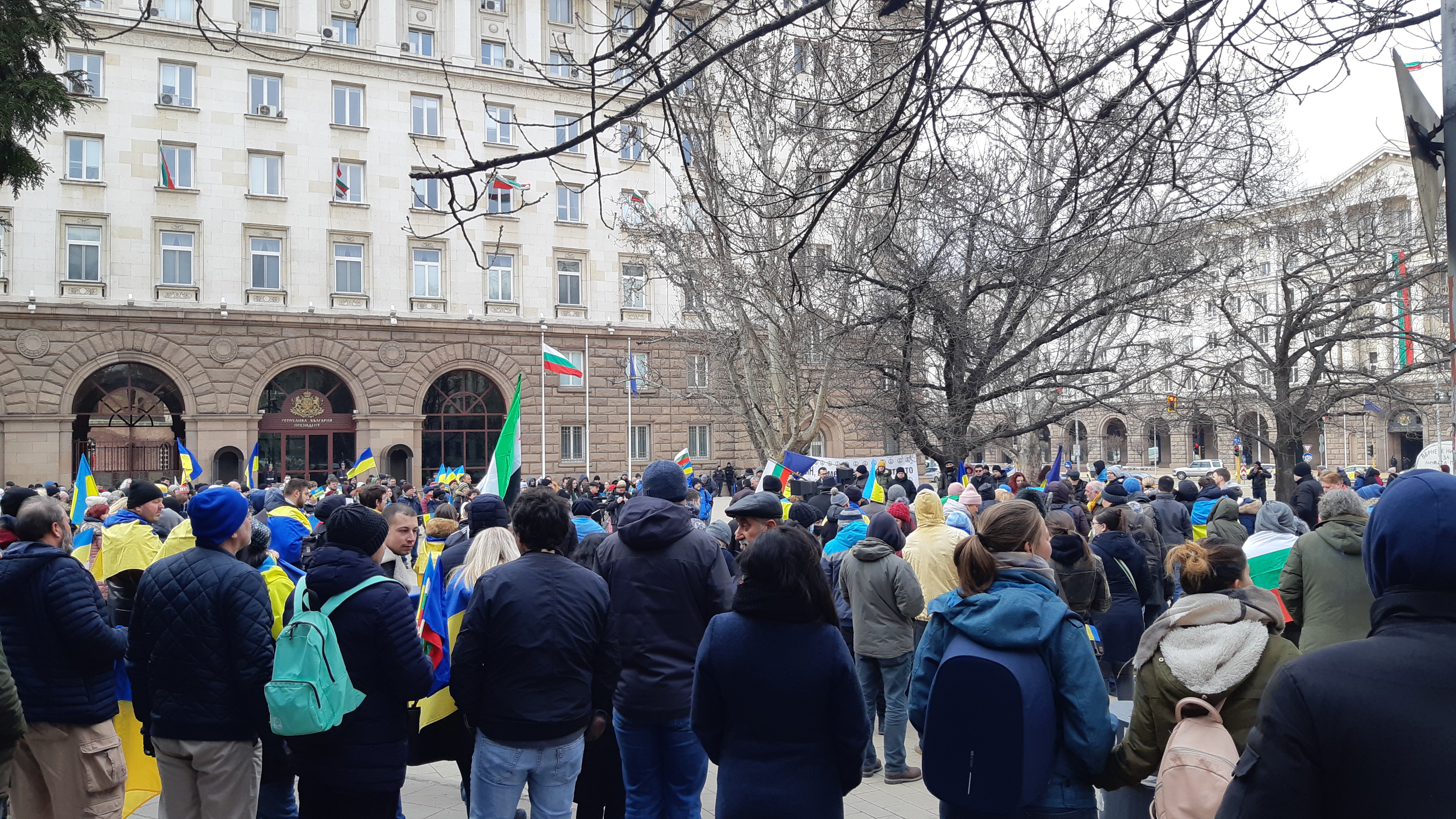 Българи и украинци излязоха на протест срещу войната в Украйна.
В