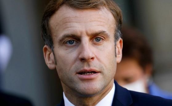 Френският президент Еманюел Макрон смята че най лошото тепърва предстои заявиха