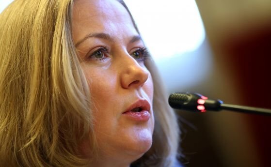 Гарантираме безплатна правна помощ и временна закрила за всички бежанци