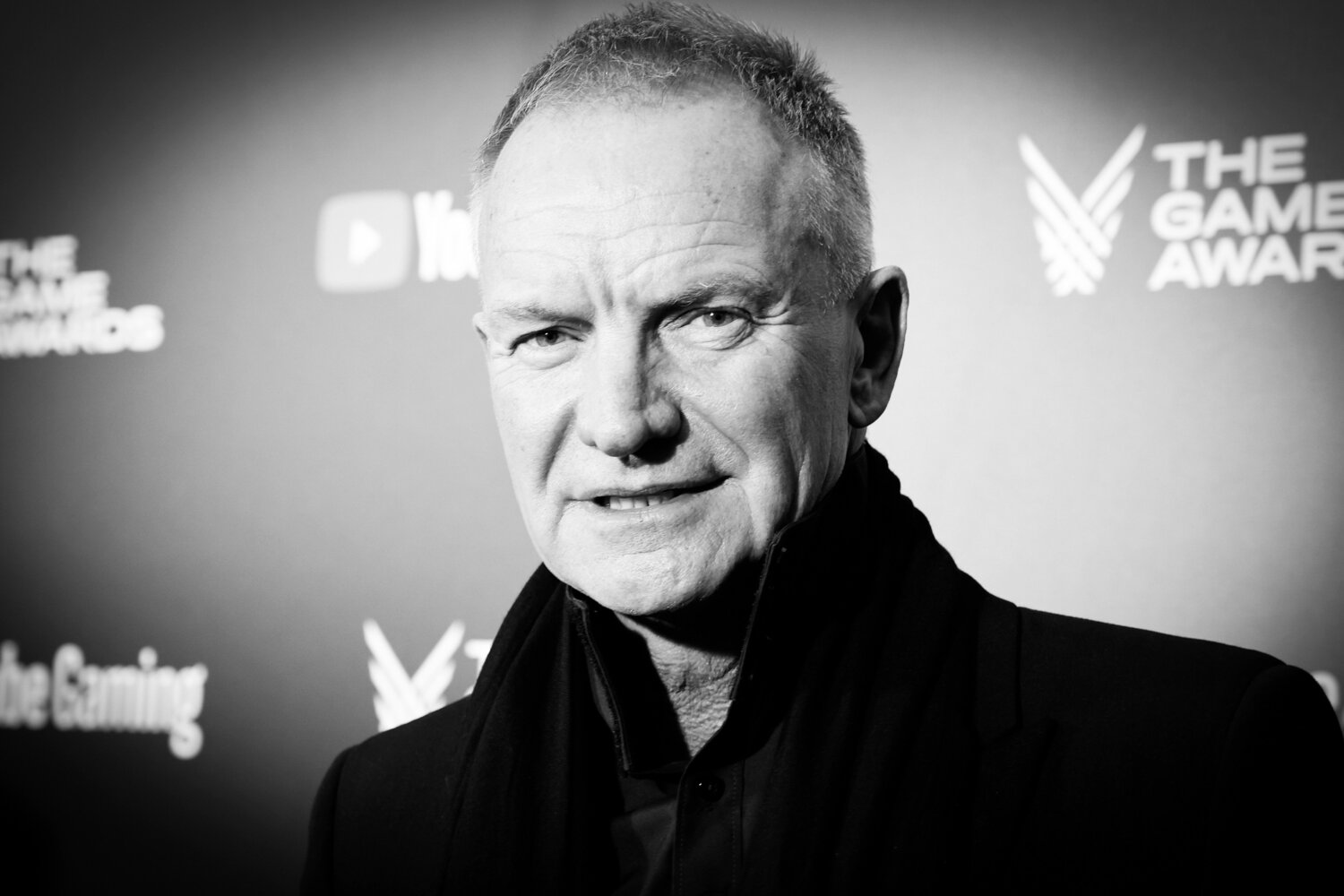 Ние всички ние обичаме децата си Спрете войната призова Стинг