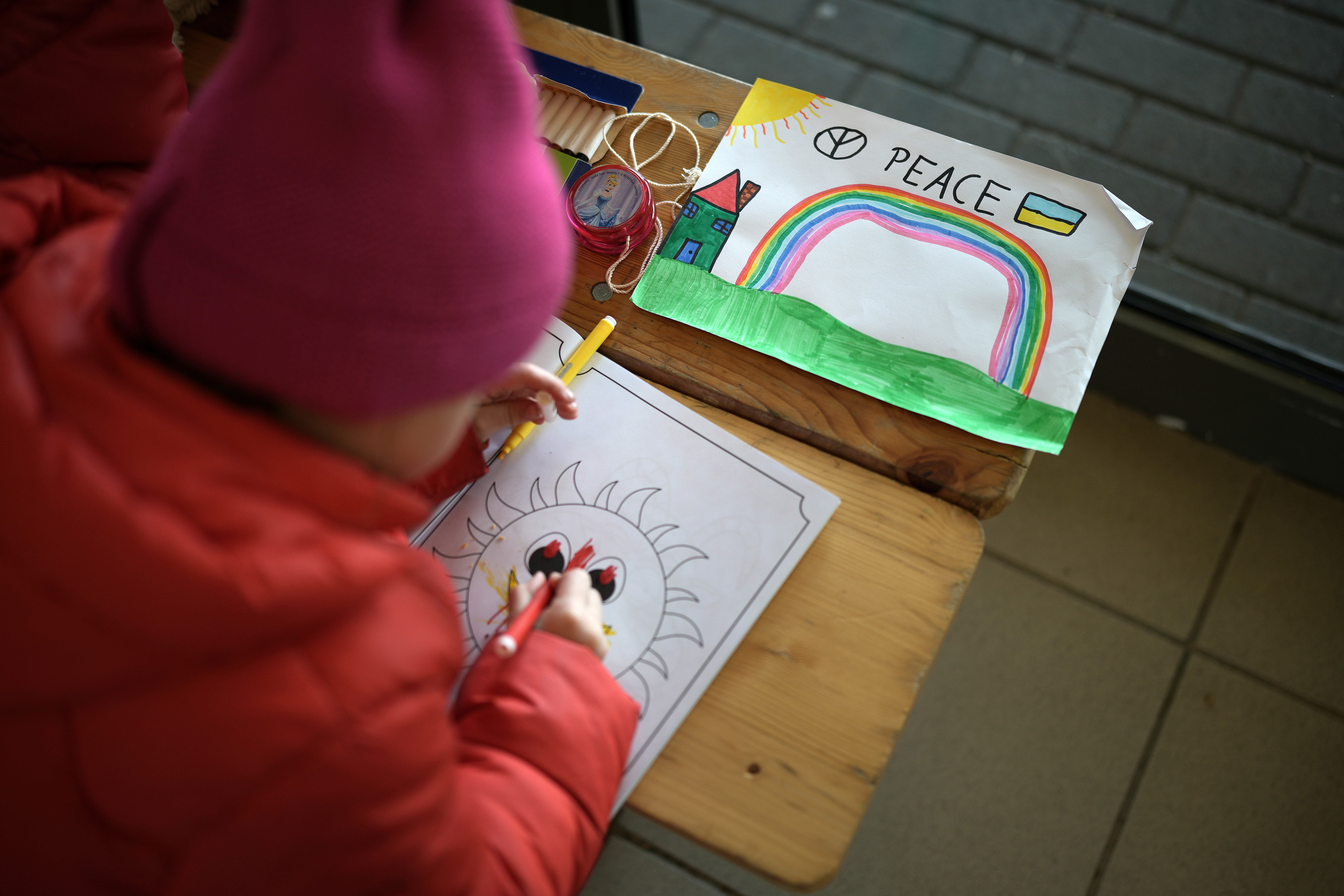 Най малко 107 деца са били убити в Украйна от началото