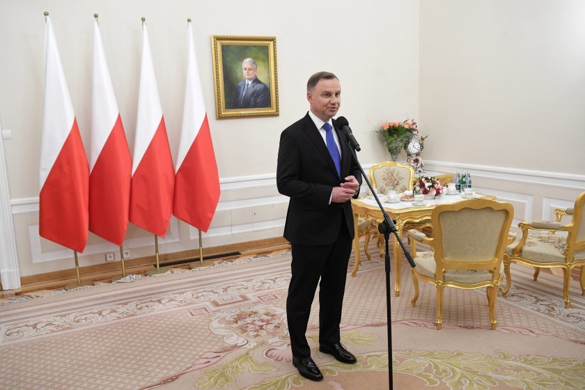 Полският президент Анджей Дуда подписа днес закона за защита на