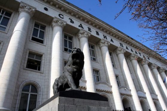 Софийският градски съд трябва да разгледа днес исканията за одобрение