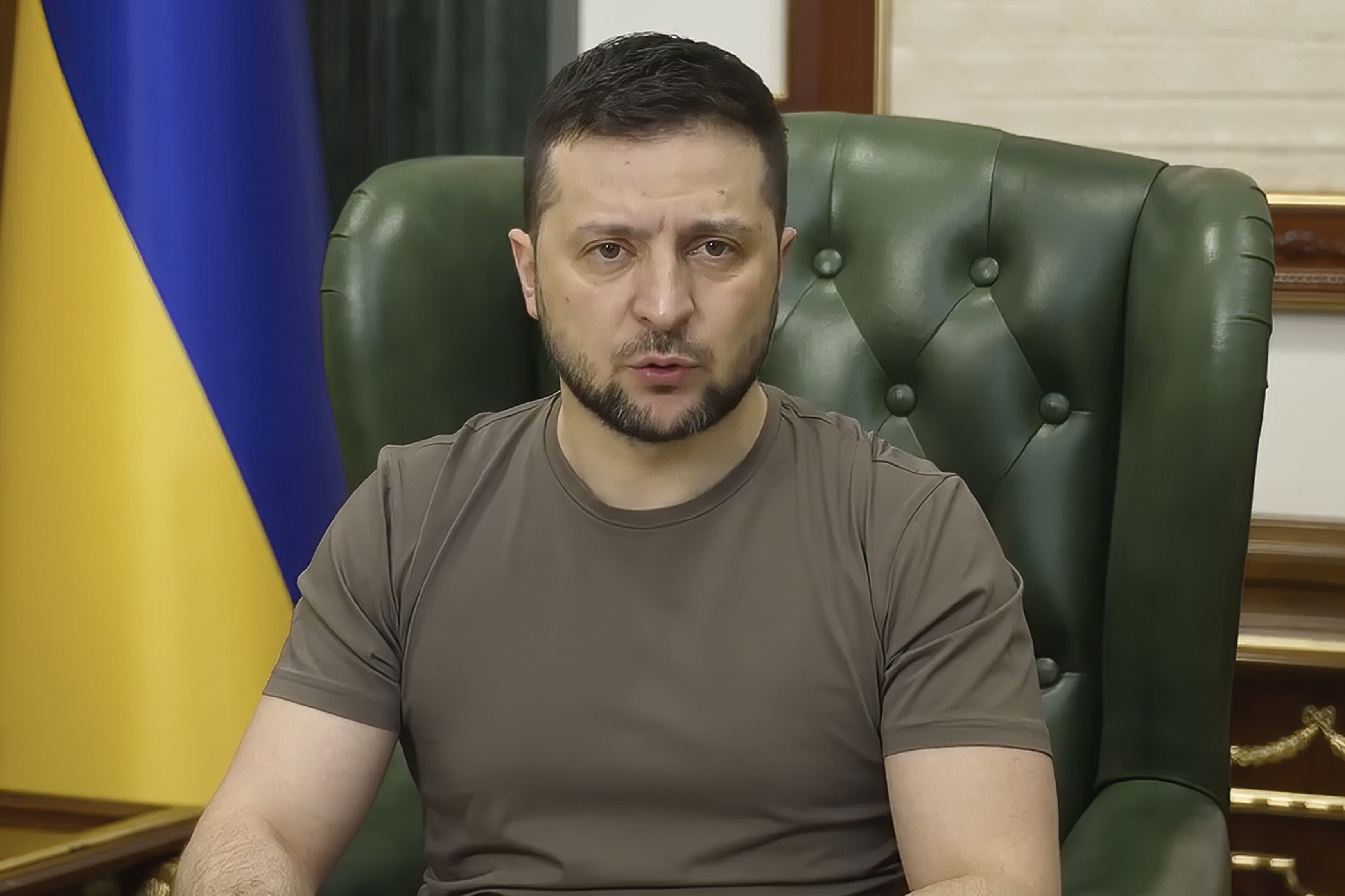 Украйна е на ръба на оцеляването предупреди президентът Володимир