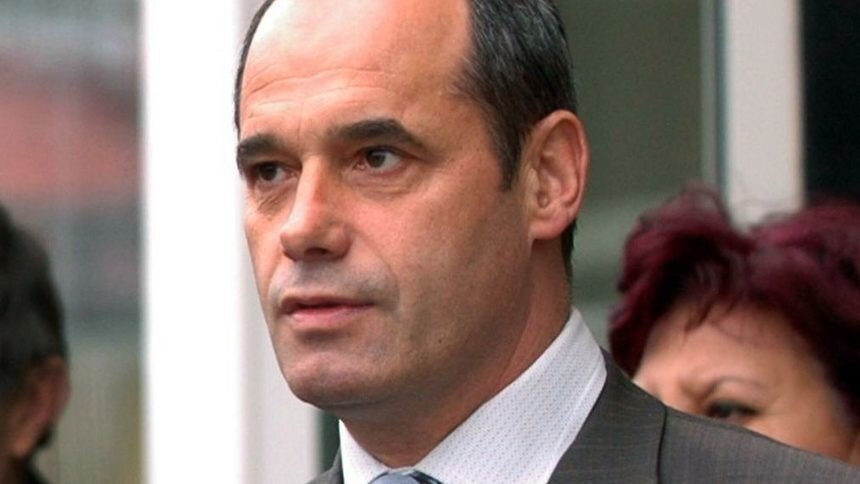 След 15 години будна кома почина бизнесменът Манол Велев съобщава