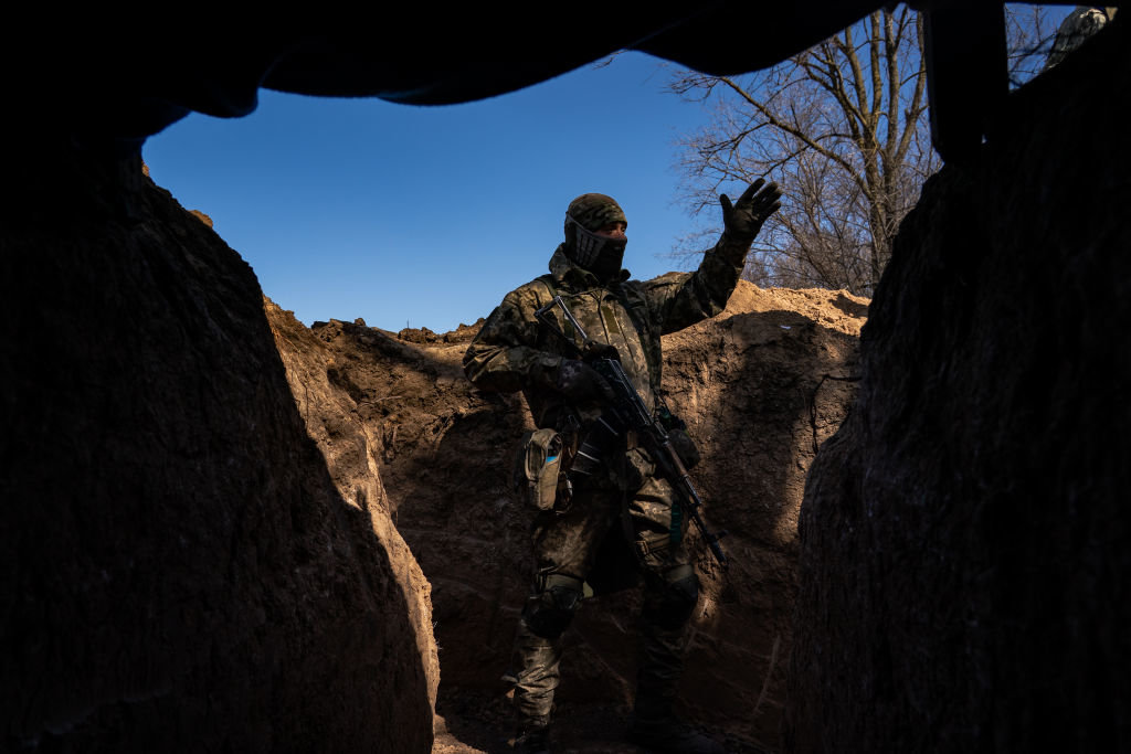 Украинските сили са започнали контраофанзива срещу южния град Херсон –