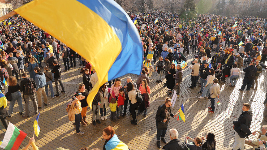 Благотворителният концерт Солидарност с Украйна. С вас сме! събра хиляди