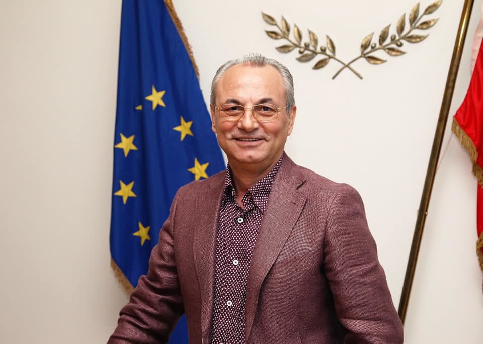 Председателят на ДПС Мустафа Карадайъ честити рождения ден на почетния
